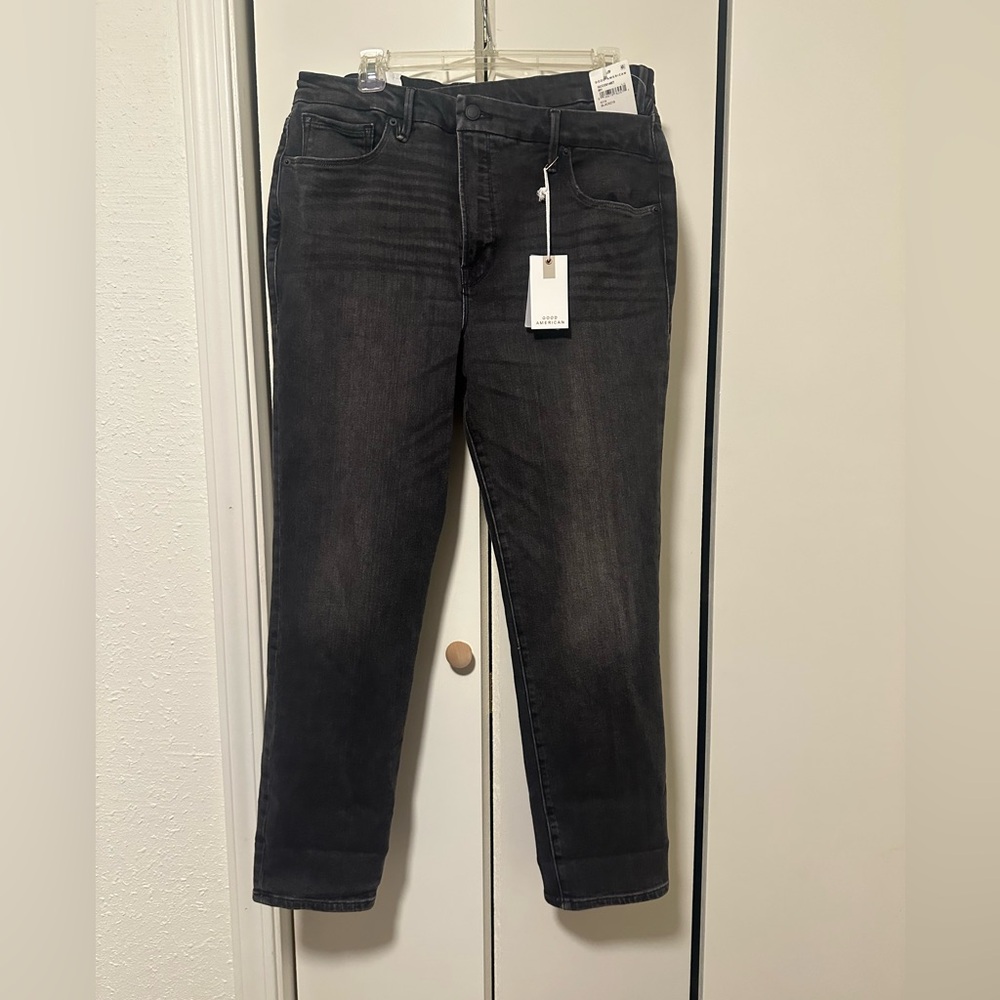 Good American ‘Good Classic’ Charcoal Denim Jeans- Asymmetric Waise